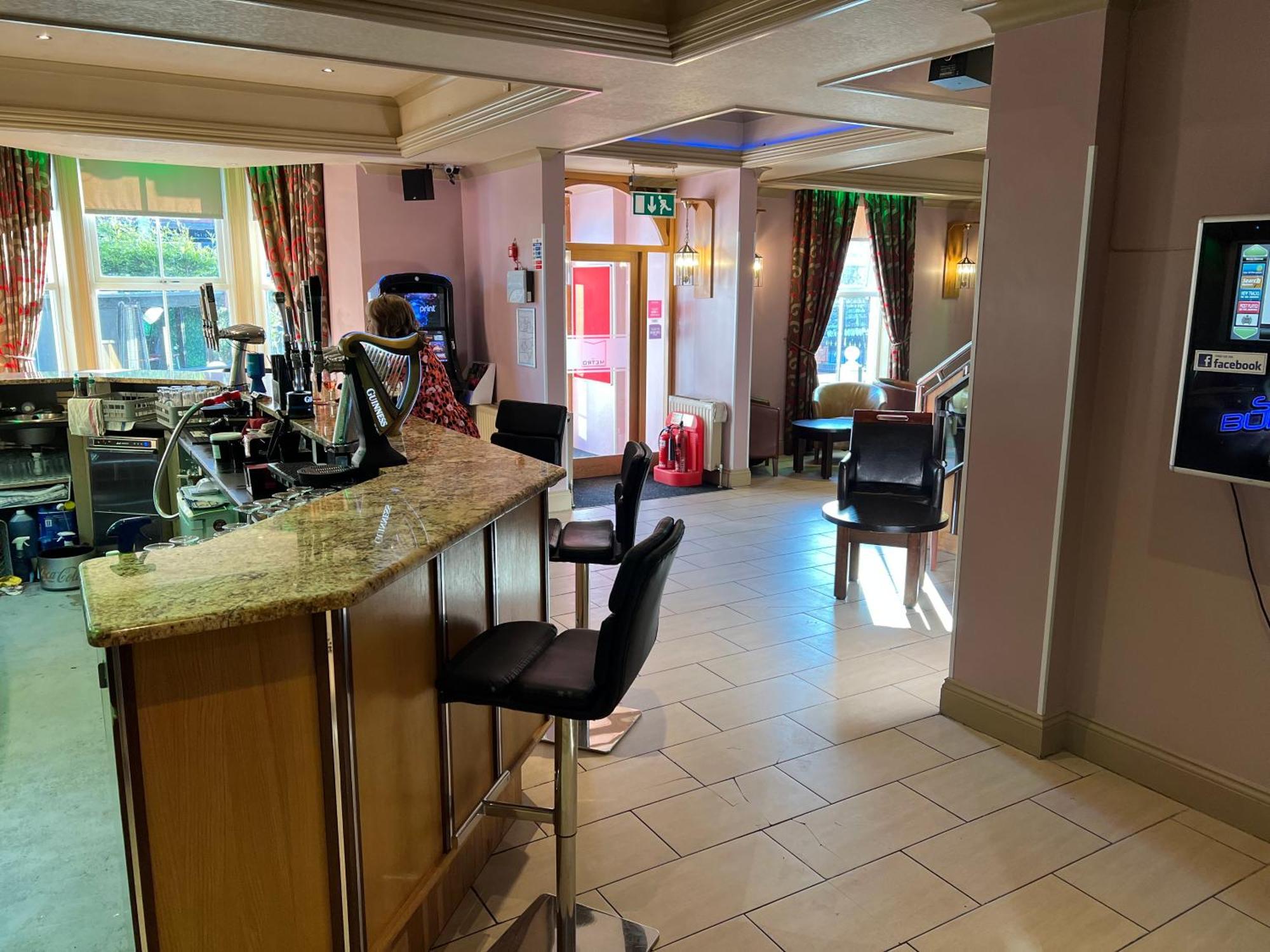 Southport Metro Hotel Ngoại thất bức ảnh